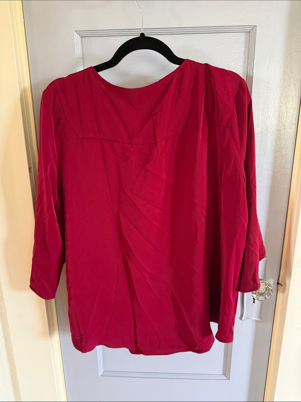 Unbranded Raspberry V-Neck Pleated Blouse - Picture 3 of 4